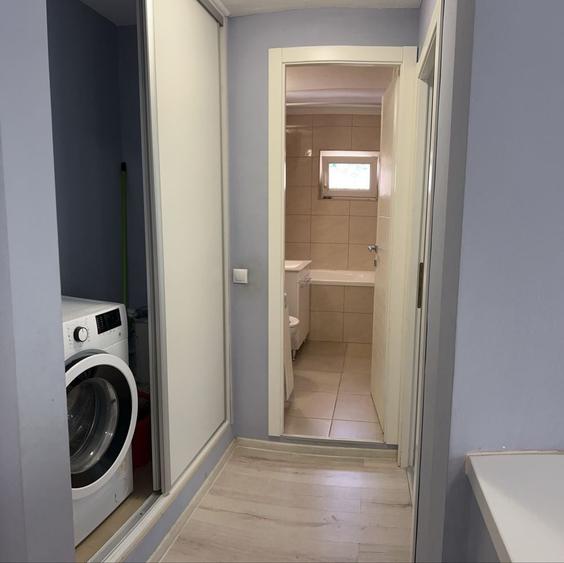 Apartament cu 3 camere în Decebal