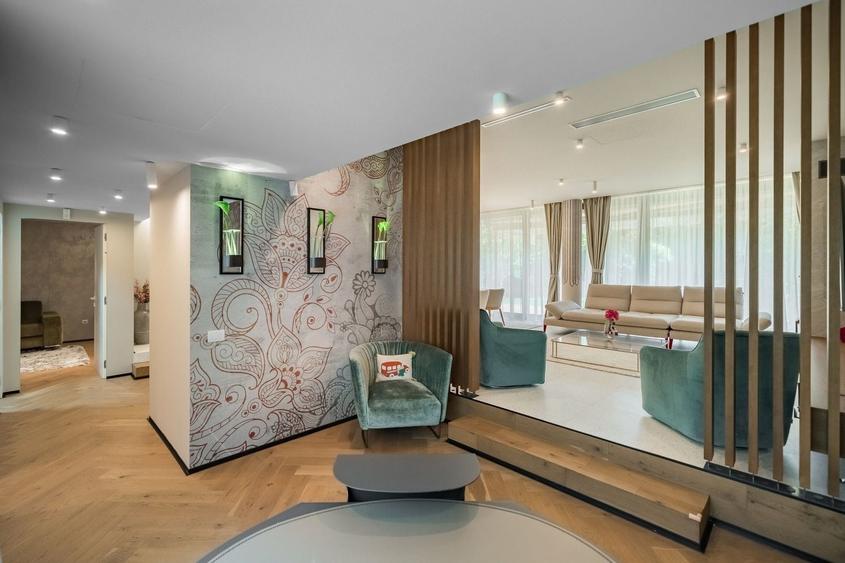 Casă individuală cu 6 camere cu Piscina în Tunari