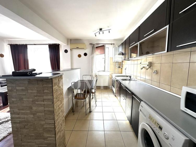Apartament cu 2 camere semidecomandat, mobilat în Bună Ziua