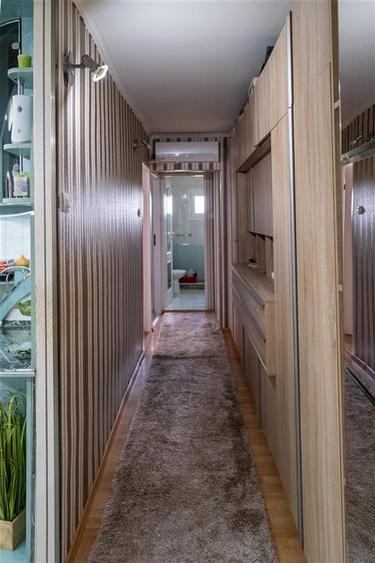 Apartament cu 3 camere decomandat, mobilat în Calea Aradului