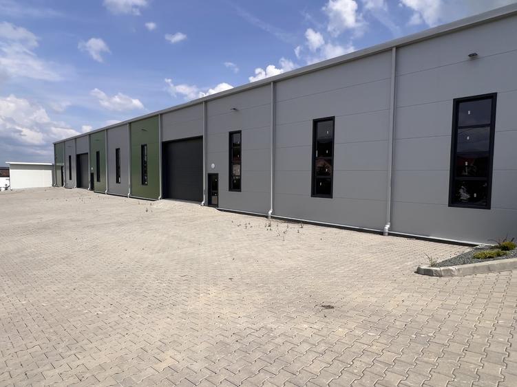 Spațiu industrial, de 750 mp, în Apahida