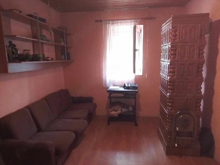 Casă cu Teren 1464 Mp în Vinga