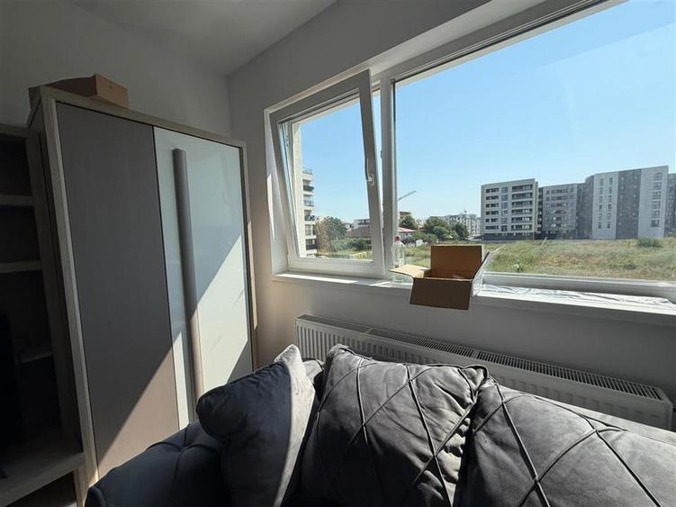 Apartament cu 2 camere decomandat în Berceni
