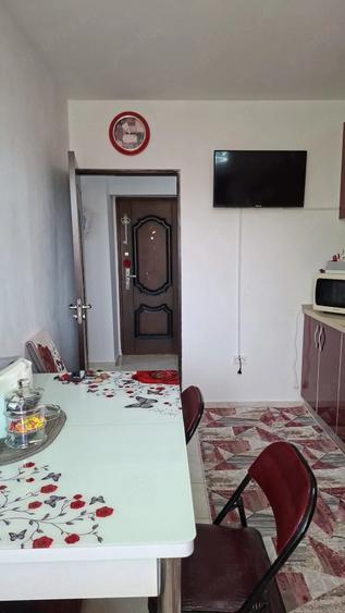 Apartament cu 2 camere decomandat în Calea Severinului