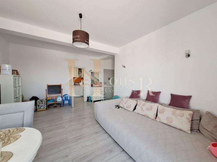Apartament cu 2 camere semidecomandat, mobilat în Girocului