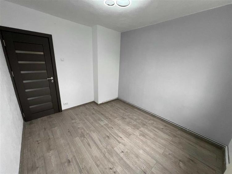 Apartament cu 2 camere semidecomandat în Hipodrom 4