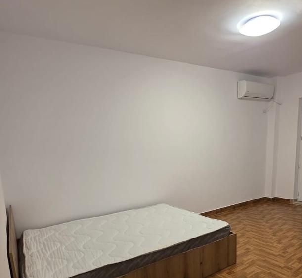 Garsonieră decomandată, mobilată în Colentina