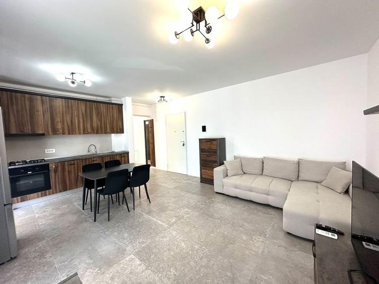 Apartament cu 2 camere decomandat, mobilat în Aviației