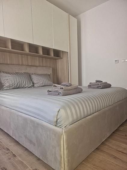 Apartament cu 2 camere decomandat în Giroc