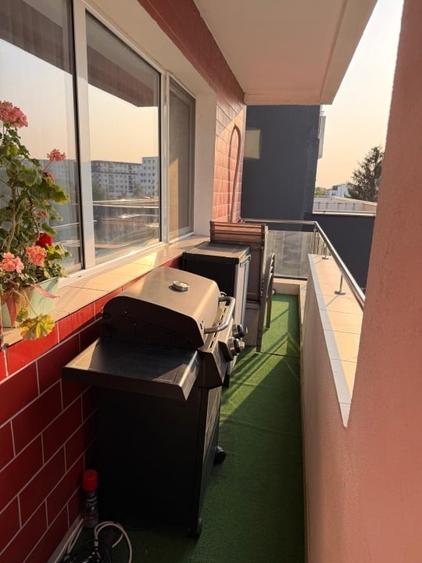Apartament cu 3 camere decomandat, mobilat în Bucureștii Noi