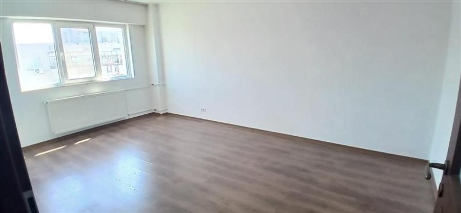 Apartament cu 2 camere decomandat în Panduri