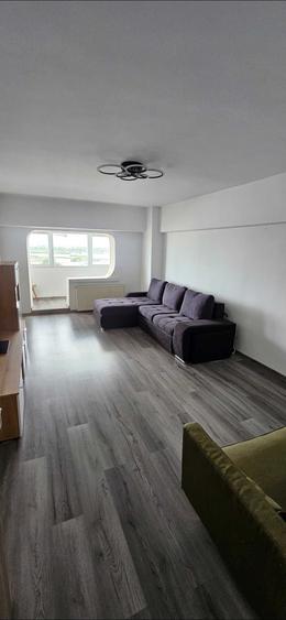Apartament cu 2 camere decomandat în Exterior Vest