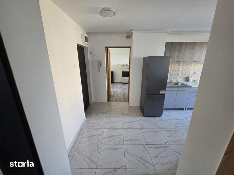 Apartament cu 2 camere decomandat în Republicii