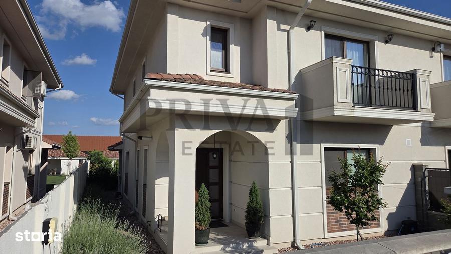Duplex cu 4 camere cu Canalizare în Dumbrăvița