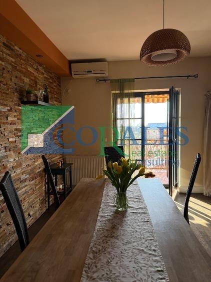Apartament cu 3 camere decomandat, mobilat în Ronaț