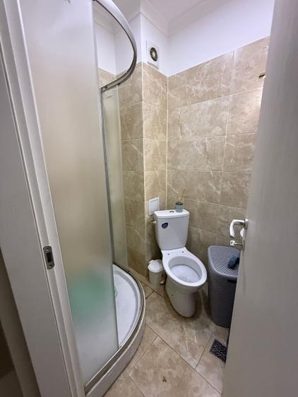 Apartament cu 3 camere decomandat, mobilat în Militari