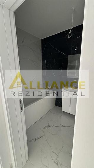 Apartament cu 2 camere decomandat în Apărătorii Patriei