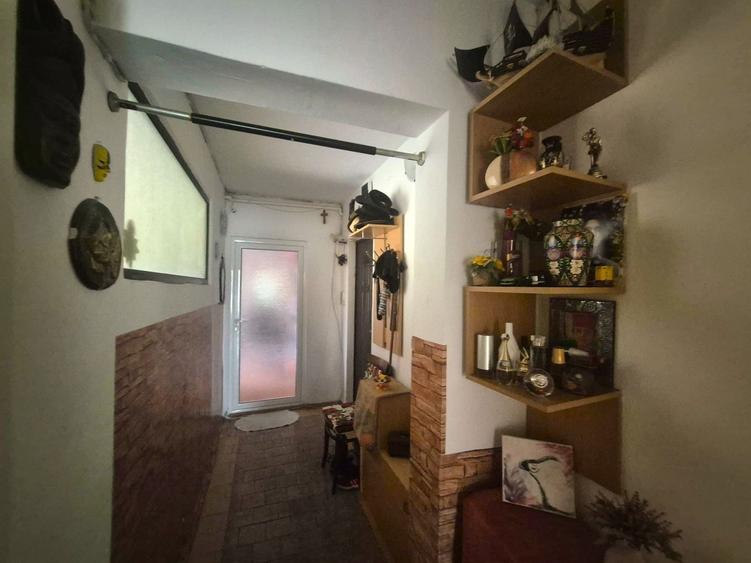 Exclusivitate- camera cu baie intr-un apartament - 4