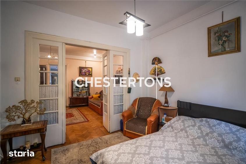 Casă cu 9 camere cu Teren 367 Mp în Pantelimon