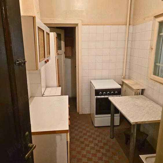 Apartament cu 2 camere decomandat în Sala Palatului