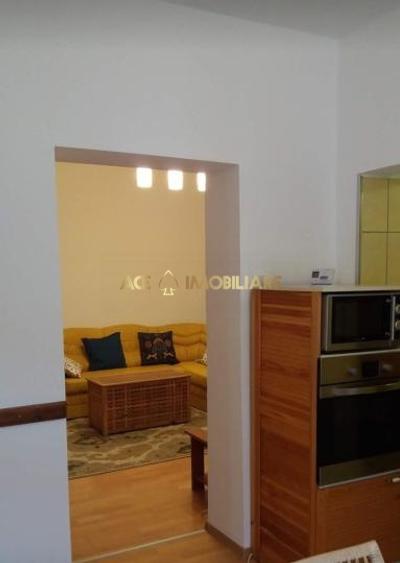 Apartament cu 2 camere decomandat, mobilat în 1 Mai