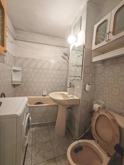 Apartament cu 2 camere semidecomandat în Trivale