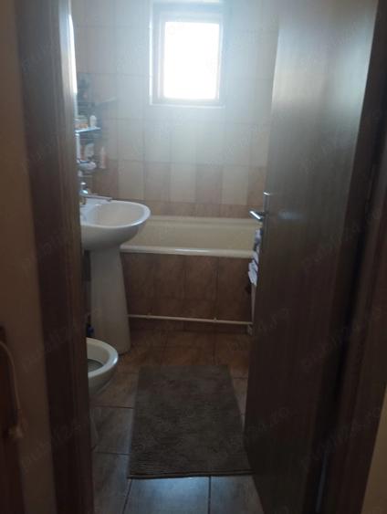 Apartament cu 2 camere decomandat în Anda