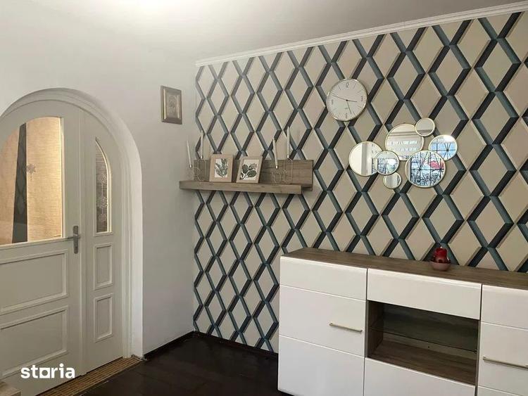 Apartament cu 3 camere semidecomandat în Drumul Taberei