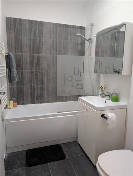 Apartament cu 3 camere decomandat, mobilat în Giroc