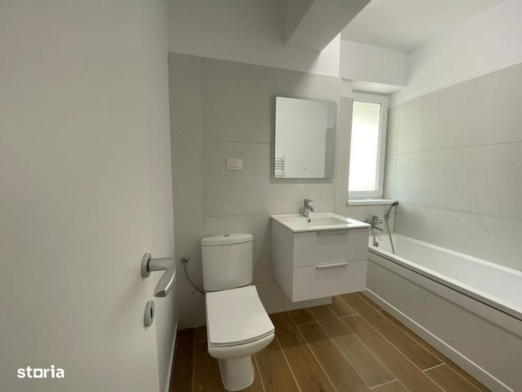 Apartament cu 3 camere în Săucești