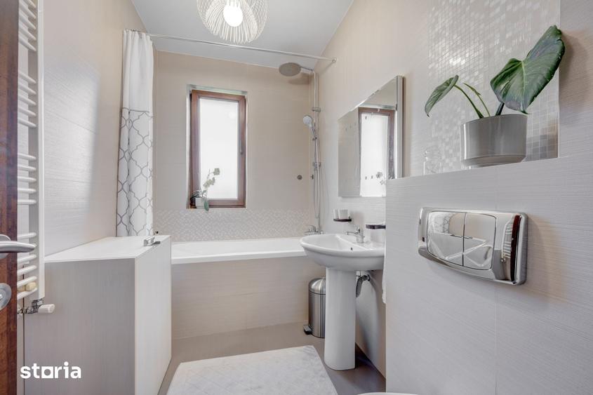 Apartament cu 4 camere în Sisești