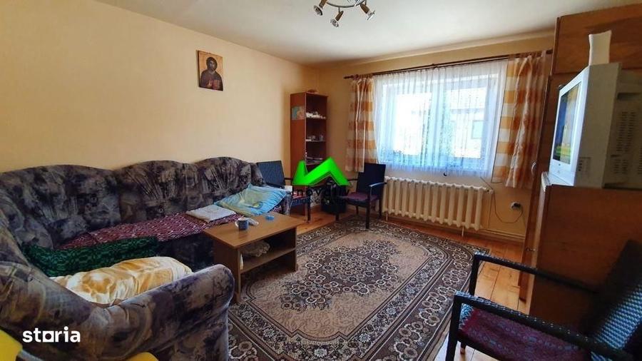 Casă cu 4 camere decomandat cu Teren 554 Mp în Șelimbăr