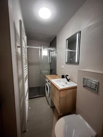Apartament cu 2 camere nedecomandat în Central