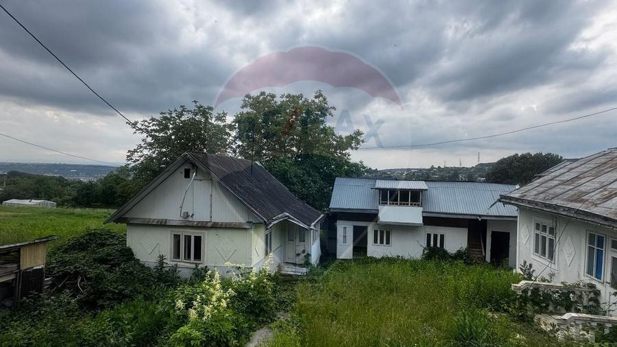 Casă individuală cu 3 camere cu Teren 1193 Mp în Burdujeni