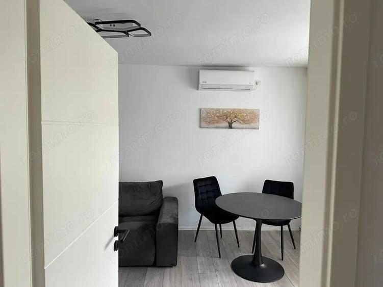 Apartament cu 2 camere decomandat în Medicină