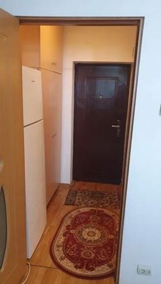 Garsonieră semidecomandată, mobilată în Pantelimon