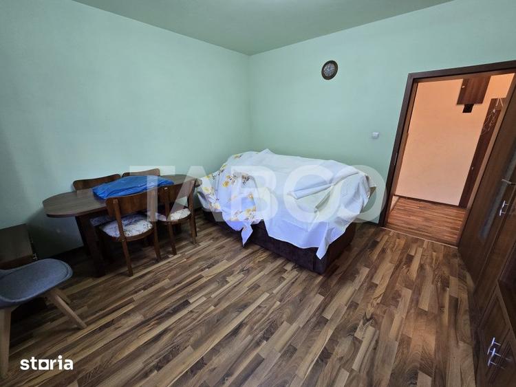 Casă cu 4 camere decomandat cu Teren 1310 Mp în Gușterița