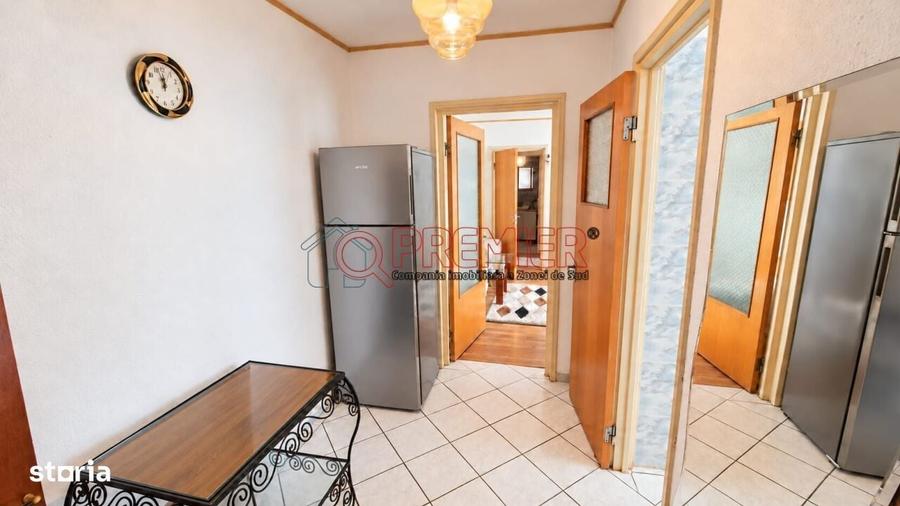Apartament cu 3 camere în Brâncoveanu