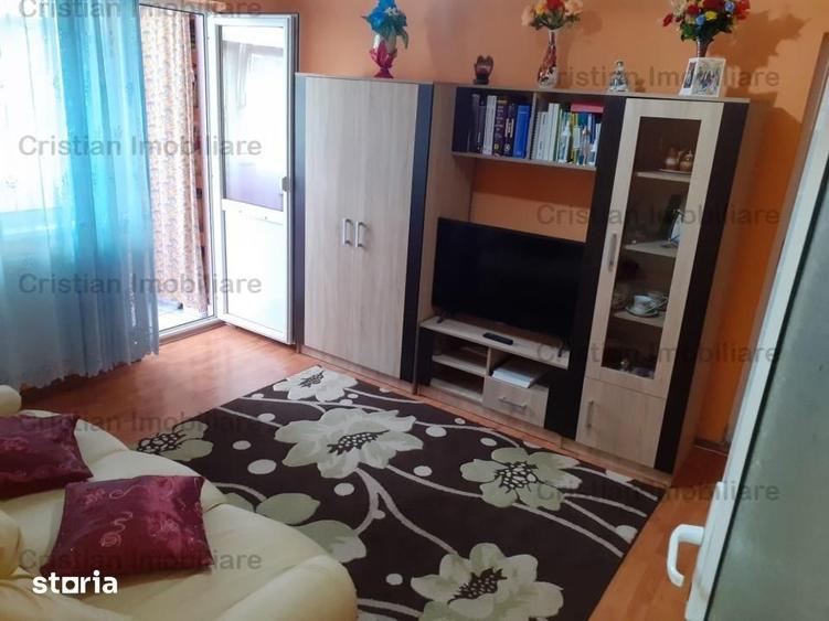 3 camere, etaj 1, MOBILAT SI UTILAT, zona Viziru 1 - 4