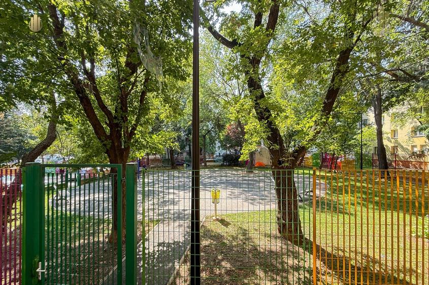 Apartament cu 2 camere semidecomandat, mobilat în Berceni