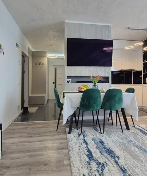 Apartament cu 3 camere semidecomandat, mobilat în Mănăștur — fotografia 3