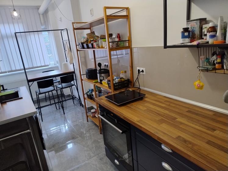 Apartament cu 2 camere decomandat, mobilat în Horea