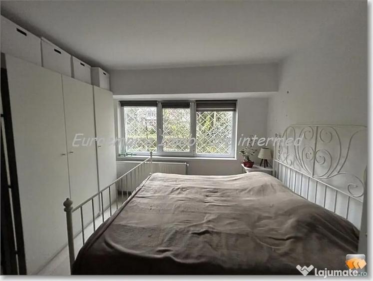 Apartament cu 2 camere decomandat în Casa de Cultură