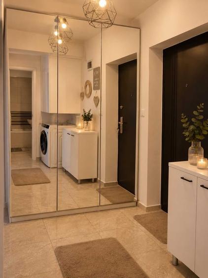 Apartament cu 2 camere decomandat în Central