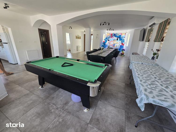 Casă cu 6 camere cu Teren 700 Mp în Moșnița Nouă