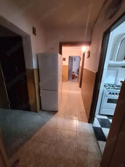 Apartament cu 3 camere decomandat, mobilat în Bahne