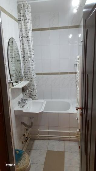 Apartament cu 2 camere semidecomandat în Mircea cel Bătrân
