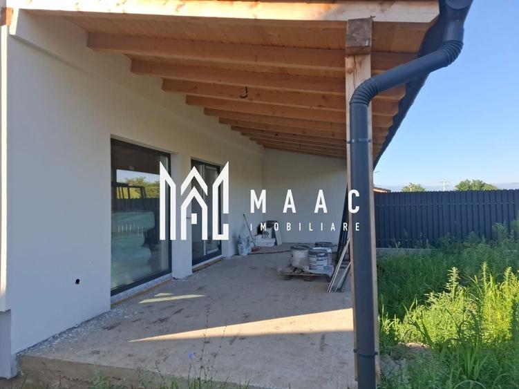 Duplex cu 4 camere cu Canalizare în Șura Mare