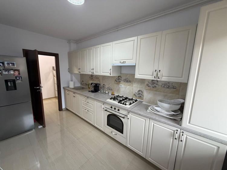 Apartament cu 2 camere decomandat, mobilat în Dobroești