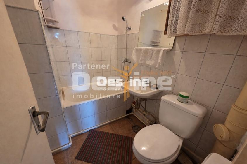 Apartament cu 2 camere decomandat în Mircea cel Bătrân